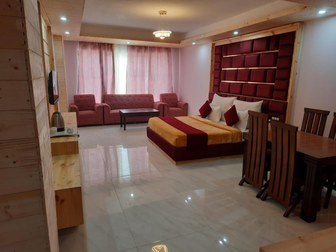 The Royal Grand, Manali Hotel Jagatsukh Exterior photo